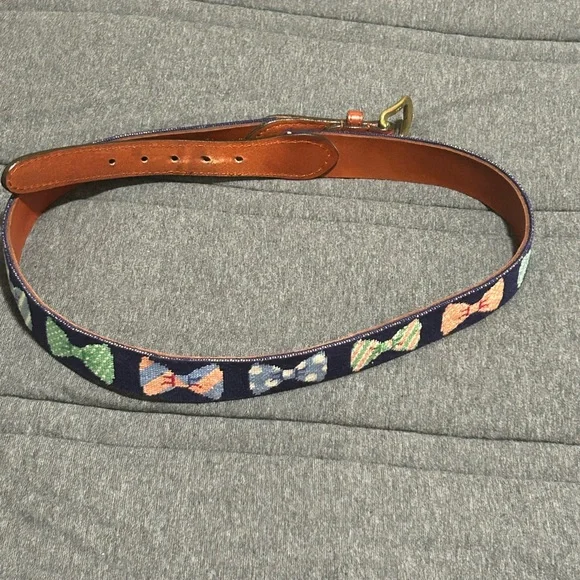 Smathers Branson Mens Needlepoint Bow Tie Belt Navy Blue Leather Fun Casual 36 - Picture 8 of 8